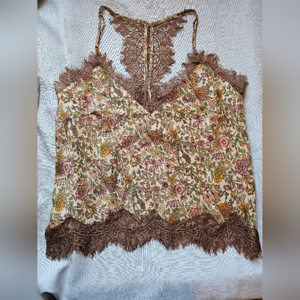 Lucy Crop Cami Top Lace Trim NWOT Gold Hawk Silk Small Fall Colors